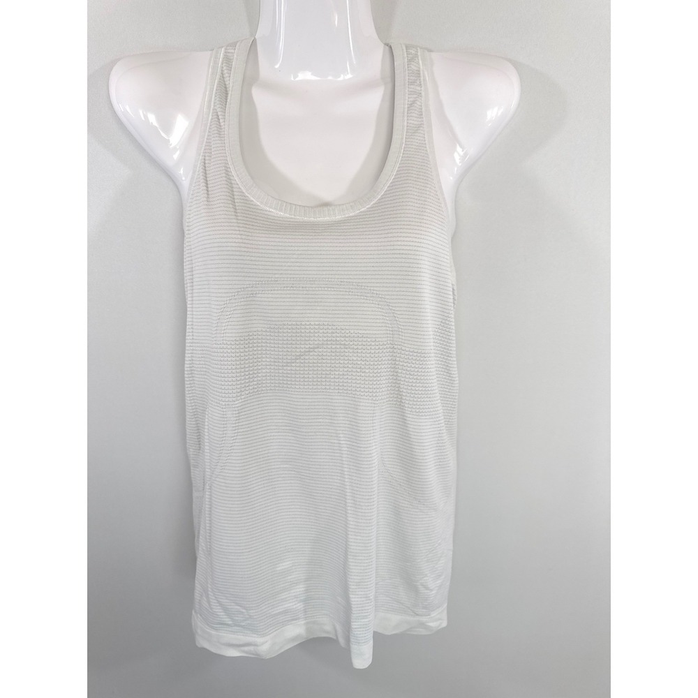 Lululemon Swiftly Tech Racerback Tank Top 2.0 White Grey Stripe Size 6 Slim Fit